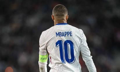 竞技宝官网-队报：巴黎还欠姆巴佩约600万欧未付，球员方面要求强制执行